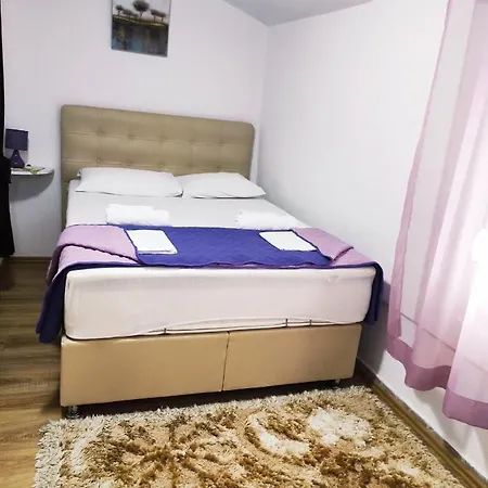 Filip Apartment Budva