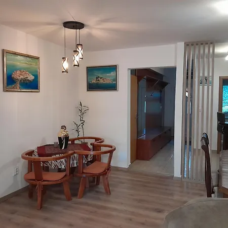 Filip Apartment *